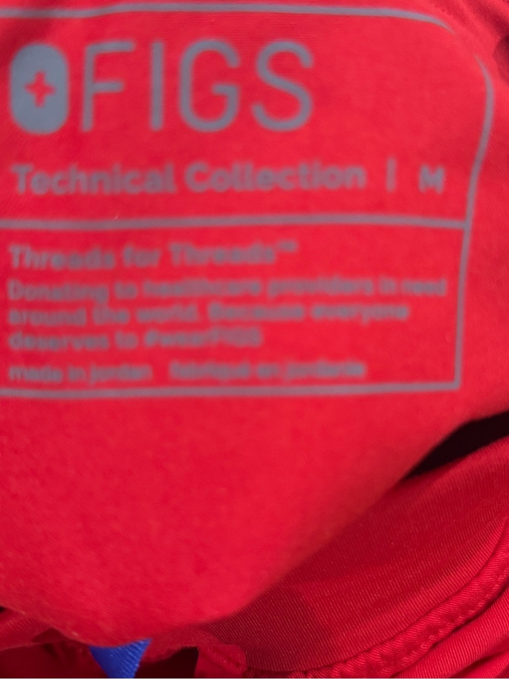 NWT- FIGS Red Scrub Top/Drawstring Jogger Bottoms- Size Medium - Picture 13 of 15